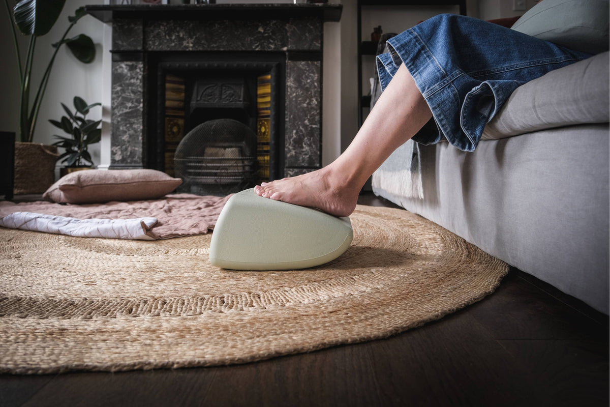 Formi Footstool